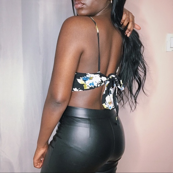 Floral Back Tie Top - Picture 5 of 5